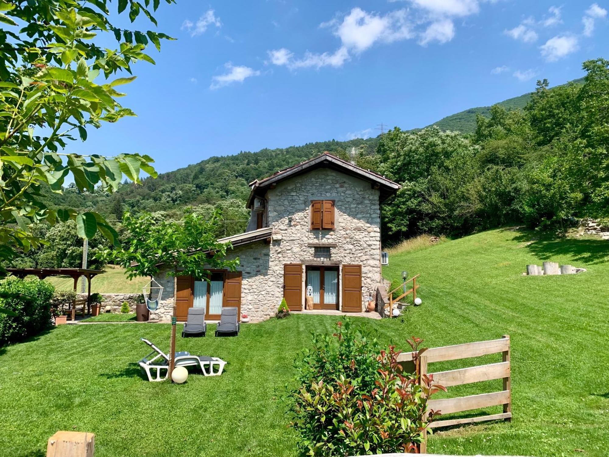 Casa Al Castagneto Villa Ceniga Ngoại thất bức ảnh